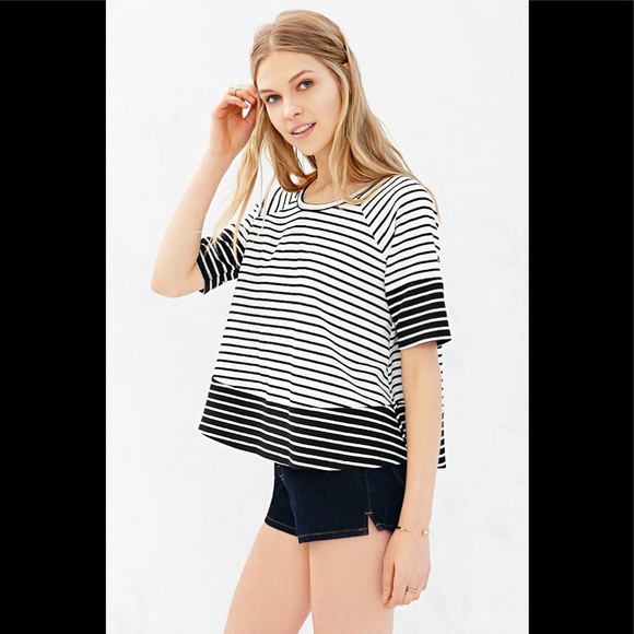 Colorblock Mixed Striped Flutter Swing T-Shirt Top - Picture 2 of 8